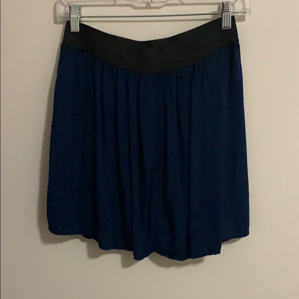 Blue skirt! - Picture 2 of 3